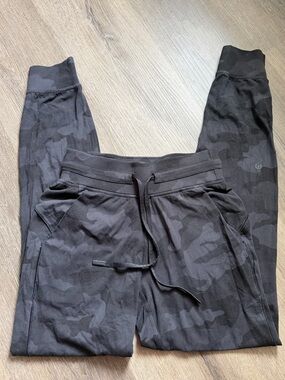 Lululemon Ready To Rulu Jogger